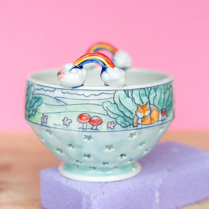 # 16 Woodland Creature  : Berry Bowl Colander