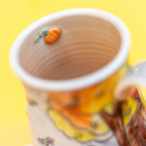 # 38 Haunted House : Wide Bottom Stein