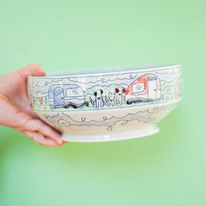 # 13 Airstream Camping Pups : Small Serving Bowl