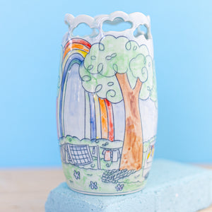 # 5 Airstream Camping : Cutout Vase